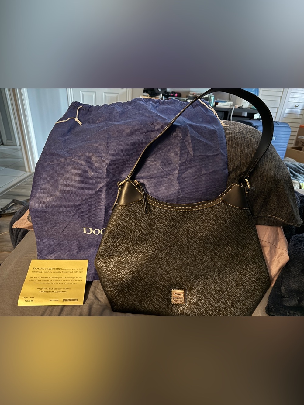 Dooney & Bourke hobo R2523 - Picture 2 of 10
